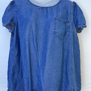 LC Lauren Conrad Denim Top - Size L - Casual & Comfortable! ✨